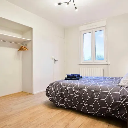 Locationstourcoing - Le Corneille Lägenhet